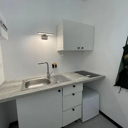 Studio A2 18M2 Cosy 5Minutes Gare Parking Gratuit Rue De La Mure Roanne Exterior foto