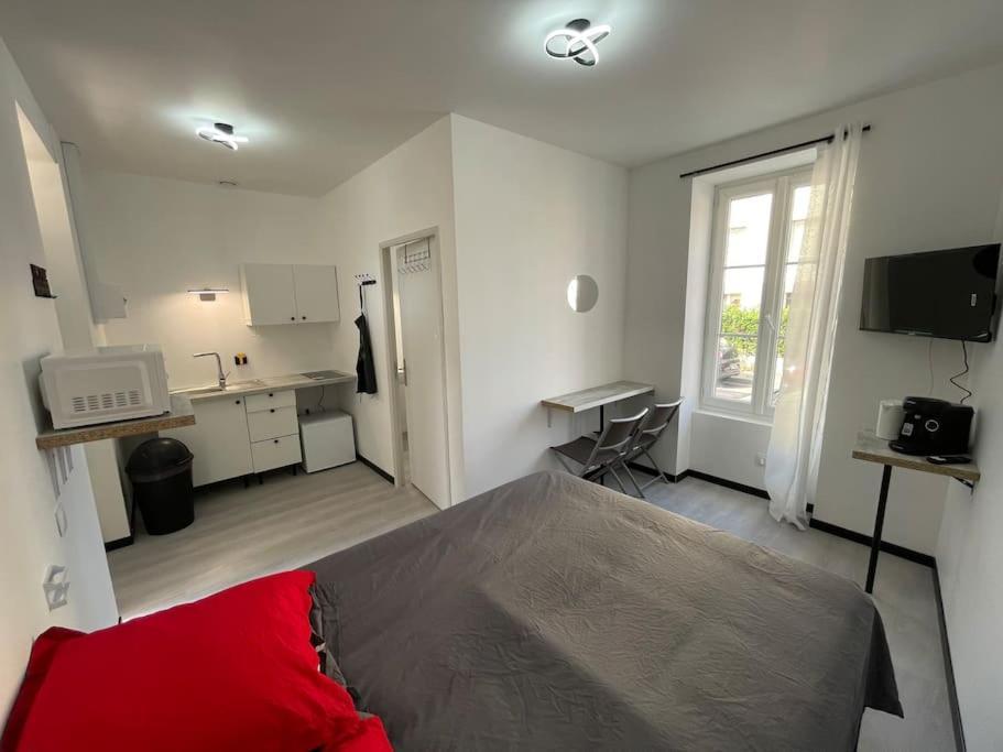 A2 18m2 Cosy 5minutes Gare Parking Gratuit Rue De La Mure Apartment